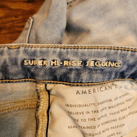 American Eagle Jeans 8 R Next Level Stretch Super Hi Rise Jegging Ripped Patched - Picture 5 of 11